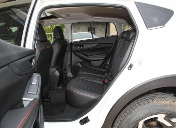 2022款 2.0i AWD豪华版 车厢座椅   后排空间