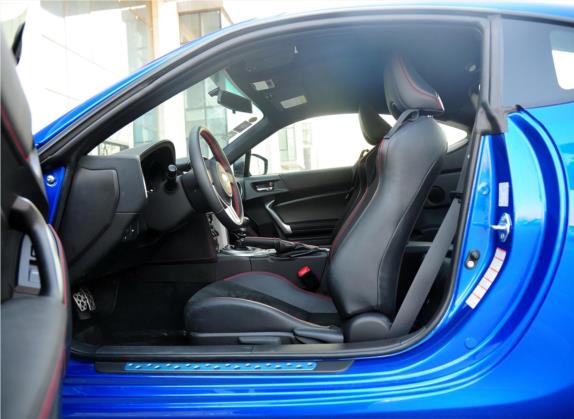 斯巴鲁BRZ 2013款 2.0i 手动豪华型 车厢座椅   前排空间