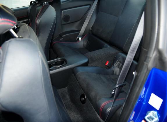 斯巴鲁BRZ 2013款 2.0i 手动豪华型 车厢座椅   后排空间
