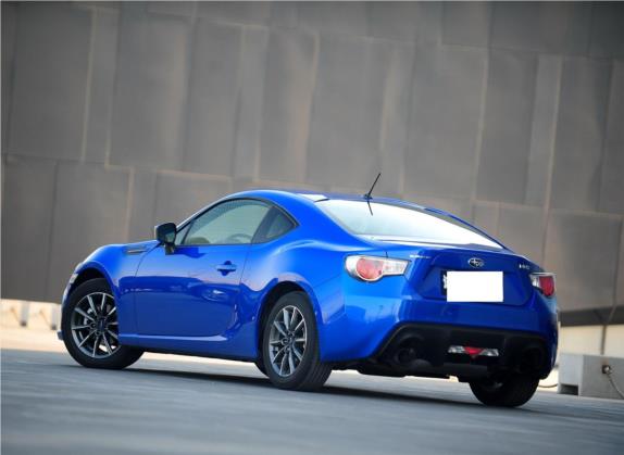 斯巴鲁BRZ 2013款 2.0i 手动豪华型 外观   斜后