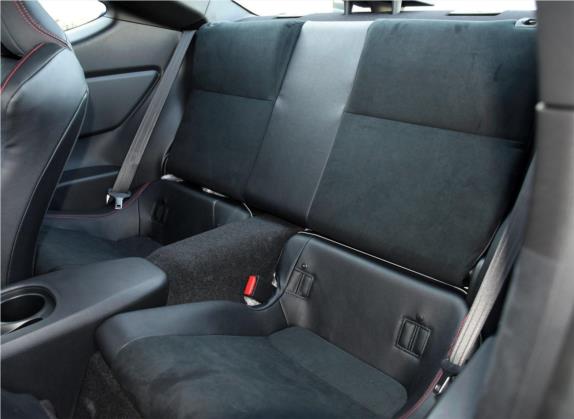 斯巴鲁BRZ 2017款 2.0i 手动type-S版 车厢座椅   后排空间