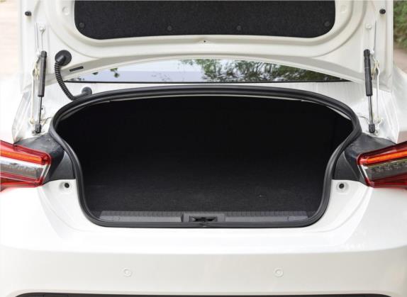 斯巴鲁BRZ 2020款 2.0L 手动type-RS版 车厢座椅   后备厢