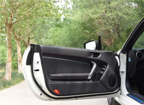 斯巴鲁BRZ 2020款 2.0L 手动type-RS版 车厢座椅   前门板