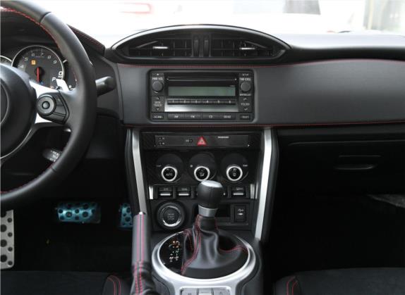 斯巴鲁BRZ 2020款 2.0L 自动type-RS版 中控类   中控台