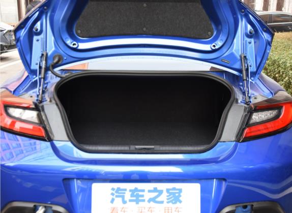 斯巴鲁BRZ 2022款 2.4L 手动版 车厢座椅   后备厢
