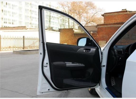 翼豹 2007款 2.5T WRX STi 强化版 车厢座椅   前门板