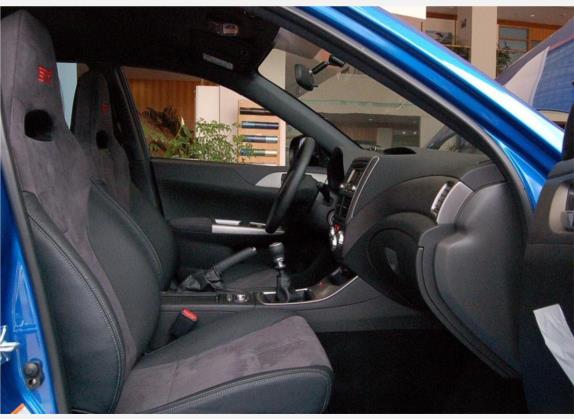 翼豹 2007款 2.5T WRX STi 标准版 车厢座椅   前排空间