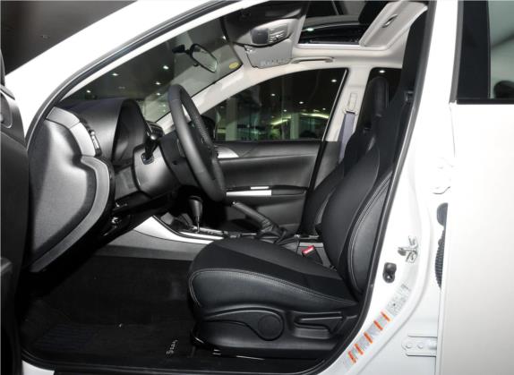 翼豹 2010款 XV 2.0R 自动豪华版 车厢座椅   前排空间