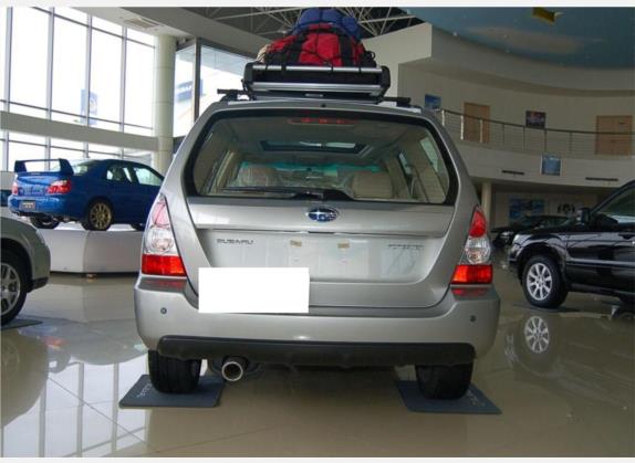 森林人 2006款 2.5XT AT 外观   正后