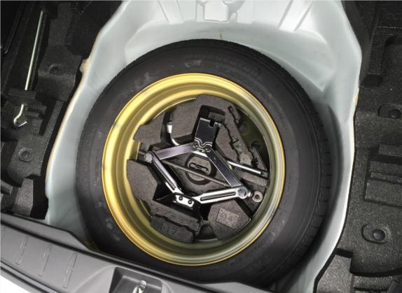 森林人 2016款 2.0XT 尊贵导航版 其他细节类   备胎