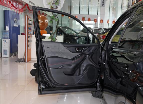 2022款 2.0i AWD X运动版EyeSight 车厢座椅   前门板