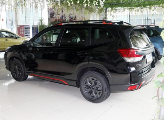 2022款 2.0i AWD X运动版EyeSight 外观   斜后
