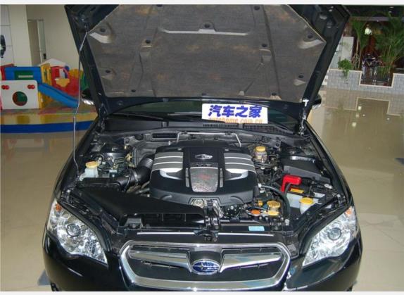 力狮 2004款 3.0 R 其他细节类   发动机舱