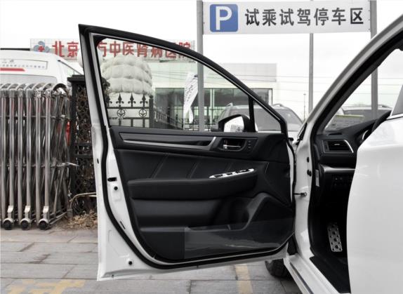 力狮 2017款 2.5i 全驱荣耀版 EyeSight 车厢座椅   前门板
