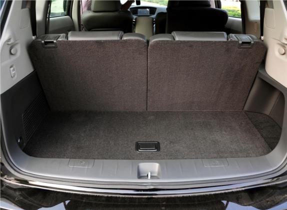驰鹏 2011款 3.6 7座标准型 车厢座椅   后备厢