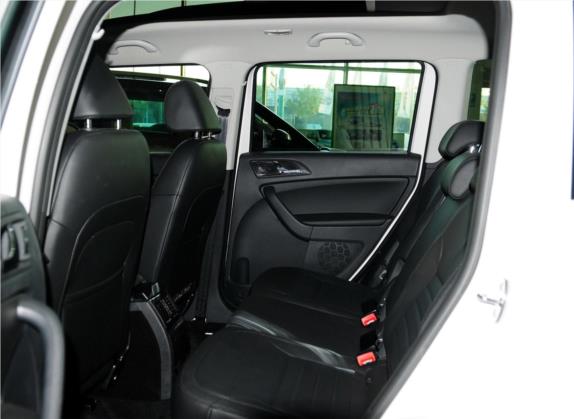 Yeti(进口) 2013款 1.8T DSG尊享版 车厢座椅   后排空间