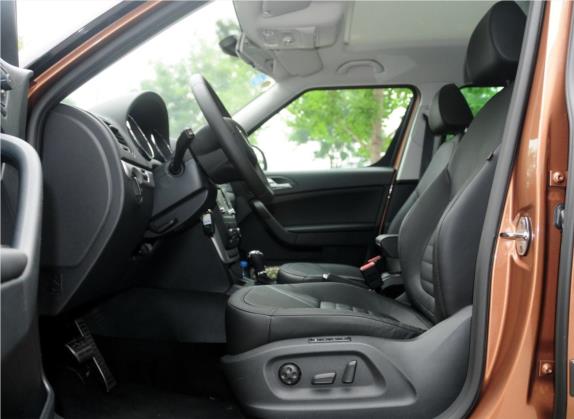 Yeti(进口) 2013款 1.8T DSG尊贵版 车厢座椅   前排空间