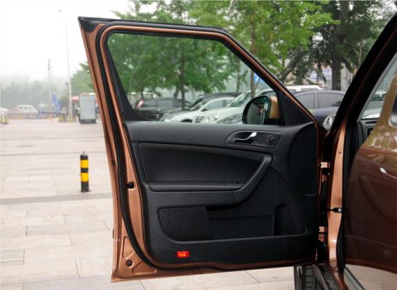 Yeti(进口) 2013款 1.8T DSG尊贵版 车厢座椅   前门板