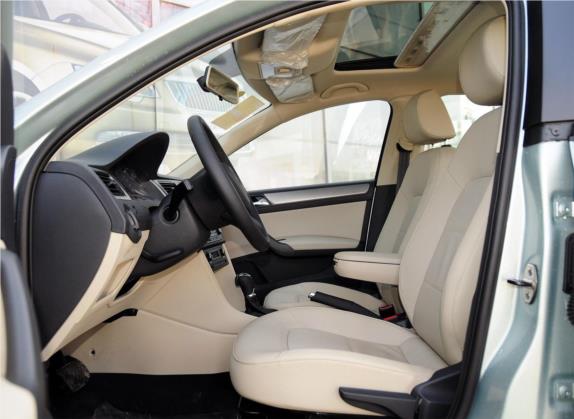 昕锐 2013款 1.6L 自动优选型 车厢座椅   前排空间