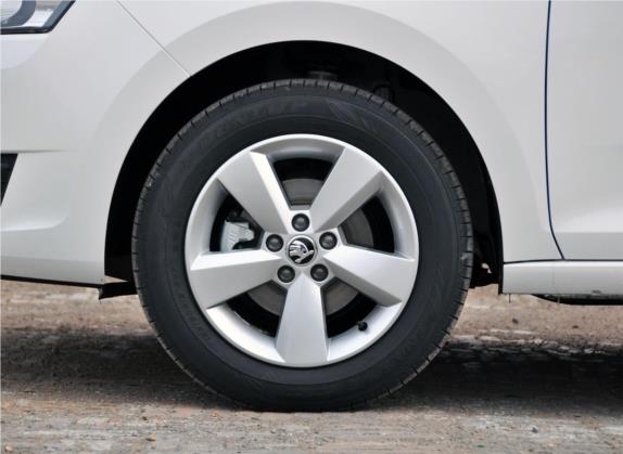 昕锐 2013款 1.6L 自动智选型 其他细节类   前轮