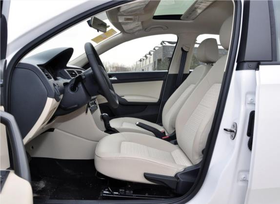 昕锐 2013款 1.6L 自动智选型 车厢座椅   前排空间