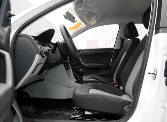 昕锐 2013款 1.4L 手动乐选型 车厢座椅   前排空间