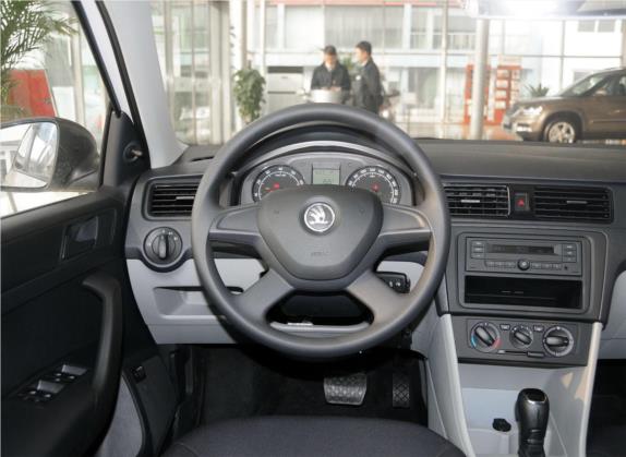 昕锐 2013款 1.6L 自动乐选型 中控类   驾驶位