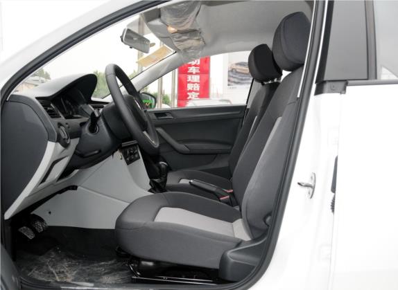 昕锐 2015款 1.4L 手动乐选型 车厢座椅   前排空间