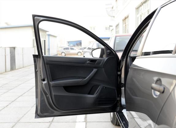 昕锐 2015款 1.6L 手动乐选型 车厢座椅   前门板