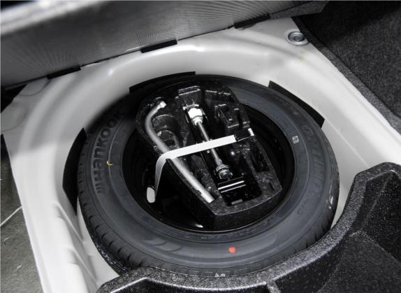 昕锐 2015款 1.6L 自动智选型 其他细节类   备胎