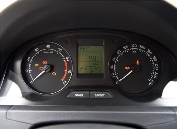 昕锐 2016款 1.6L 手动前行版 中控类   仪表盘