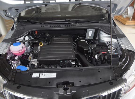 昕锐 2016款 1.6L 自动创行版 其他细节类   发动机舱