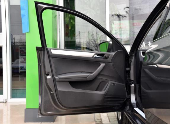 昕锐 2018款 1.4L 手动舒适版 车厢座椅   前门板