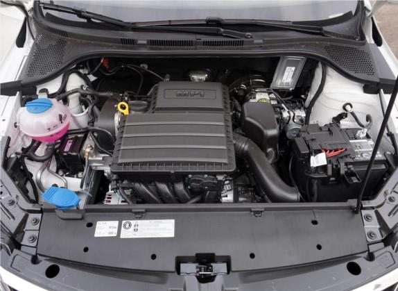 昕锐 2018款 1.6L 手动舒适版 其他细节类   发动机舱