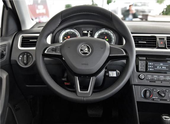 昕锐 2018款 1.6L 自动舒适版 中控类   驾驶位