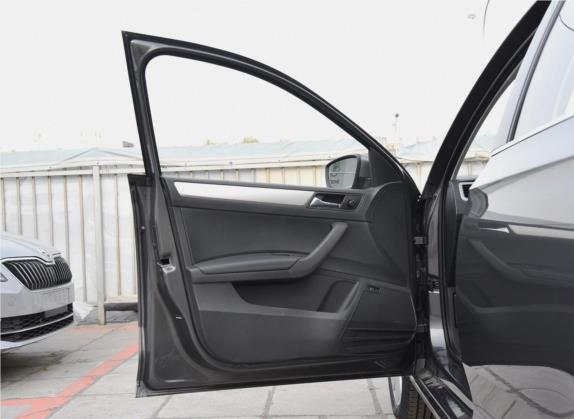昕锐 2019款 1.5L 手动舒适版 国V 车厢座椅   前门板