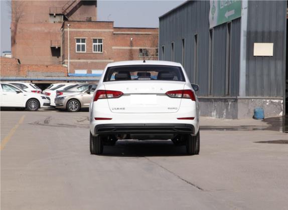 昕锐 2020款 1.5L 手动标准版 外观   正后