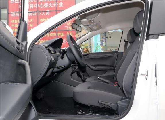 昕锐 2020款 1.5L 自动标准版 车厢座椅   前排空间