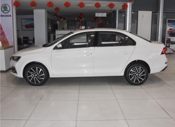 昕锐 2022款 1.5L 自动舒享版 外观   正侧