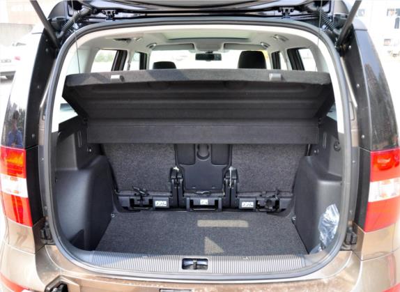 Yeti 2014款 1.8TSI DSG野驱版 车厢座椅   后备厢