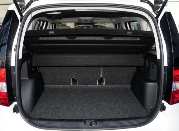 Yeti 2014款 1.4TSI DSG探索版 车厢座椅   后备厢