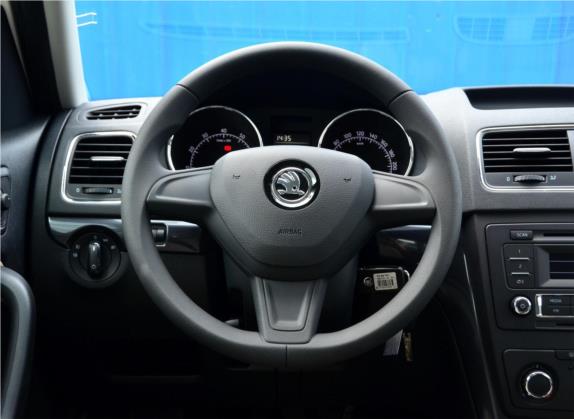 Yeti 2014款 1.6L 手动炫彩版 中控类   驾驶位