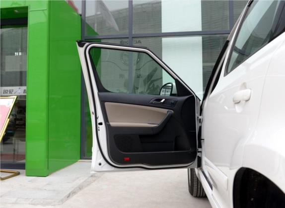 Yeti 2014款 1.4TSI 手动炫彩版 车厢座椅   前门板