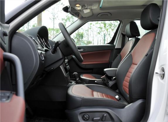 Yeti 2016款 1.8TSI DSG尊行版 车厢座椅   前排空间