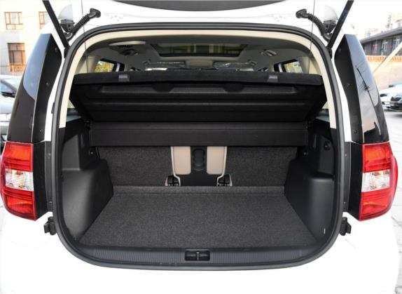 Yeti 2016款 1.4TSI DSG创行版 车厢座椅   后备厢