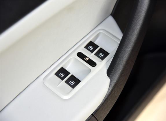 Yeti 2017款 TSI280 DSG前行版 车厢座椅   门窗控制