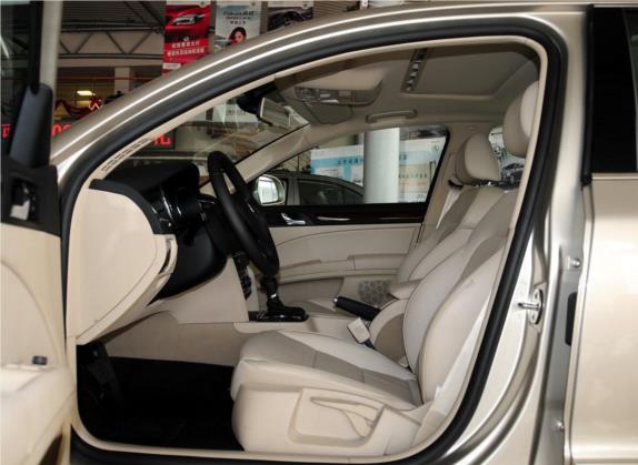 速派 2013款 1.8TSI 自动名仕版 车厢座椅   前排空间