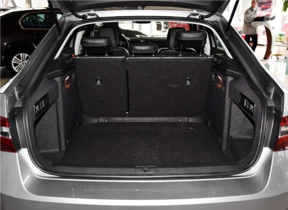 速派 2016款 TSI330 DSG创行版 车厢座椅   后备厢