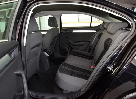 速派 2016款 TSI280 手动前行版 车厢座椅   后排空间