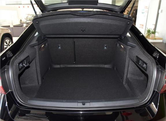 速派 2016款 TSI280 手动前行版 车厢座椅   后备厢